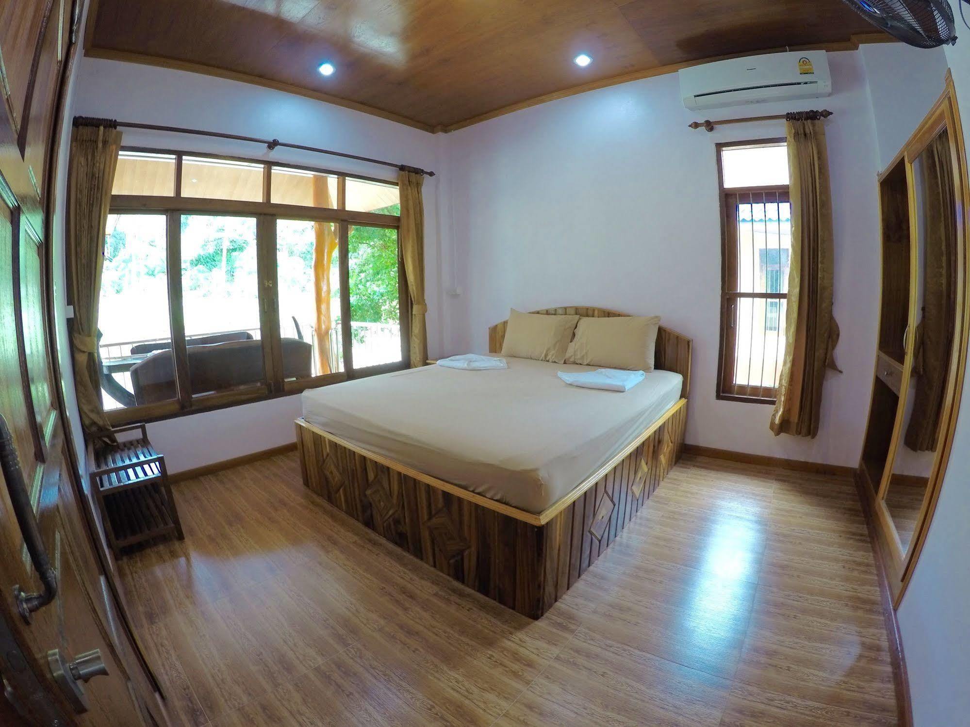 Bor Hin Resort Baan Tai Buitenkant foto