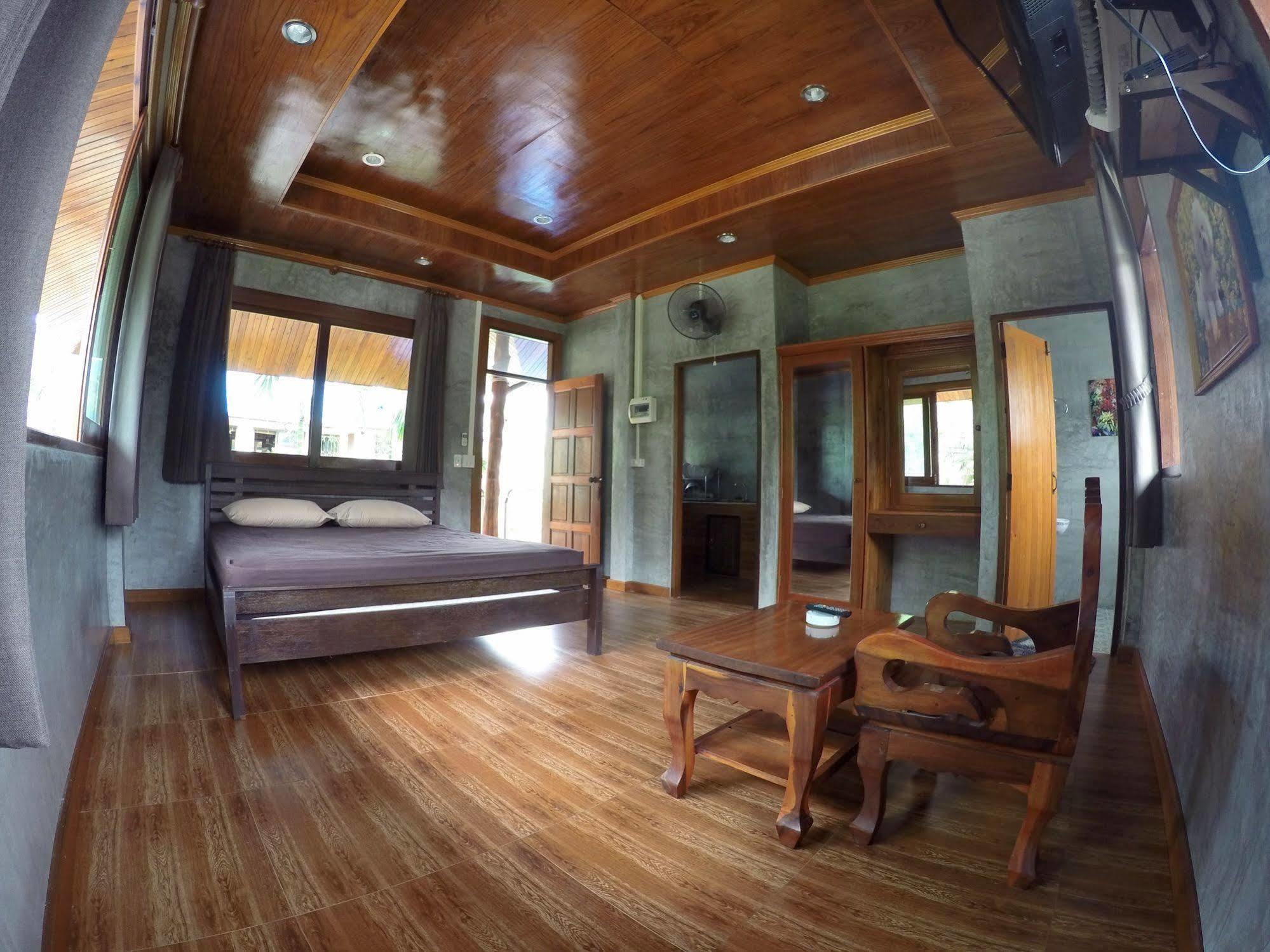 Bor Hin Resort Baan Tai Buitenkant foto