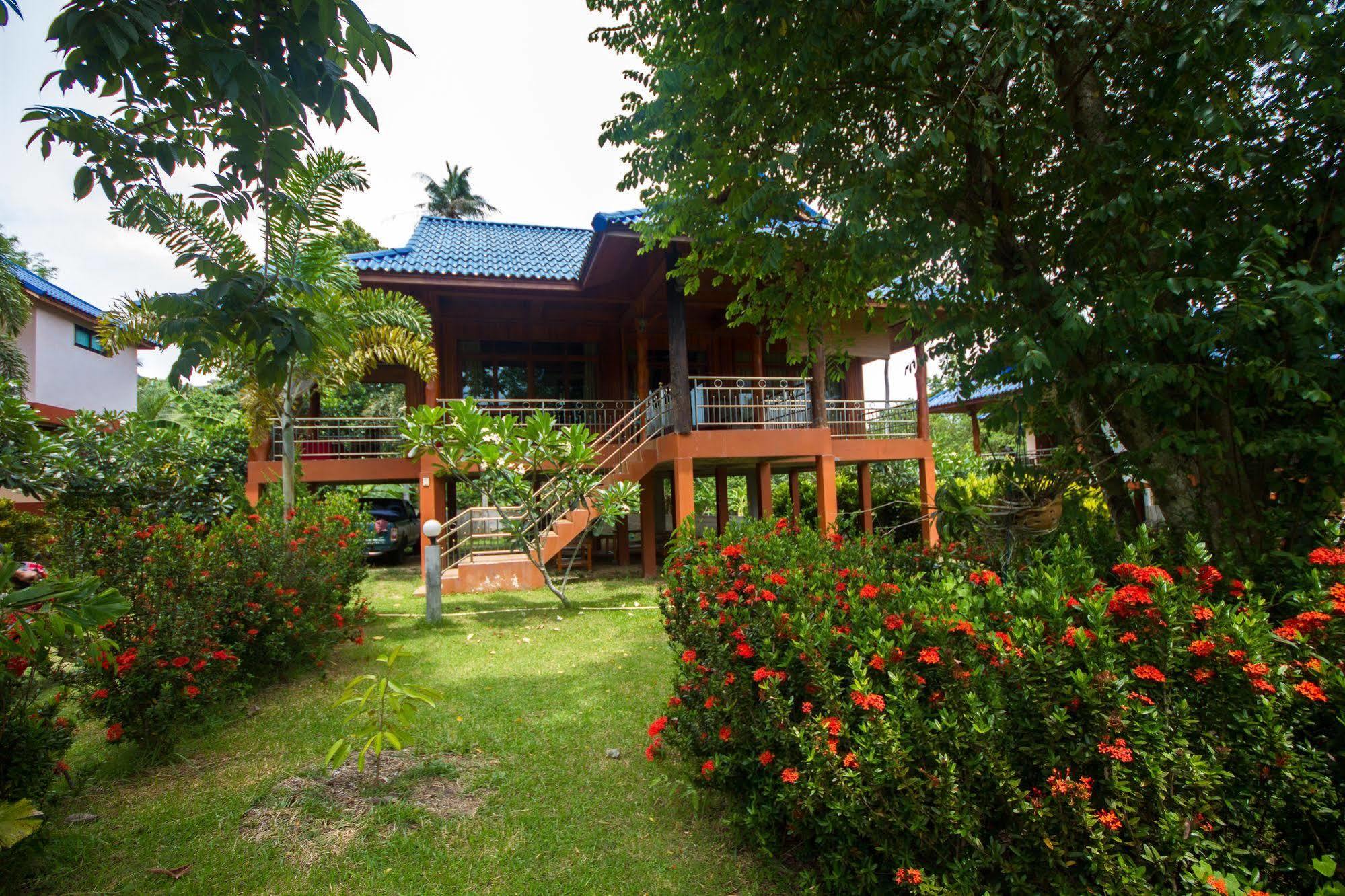 Bor Hin Resort Baan Tai Buitenkant foto
