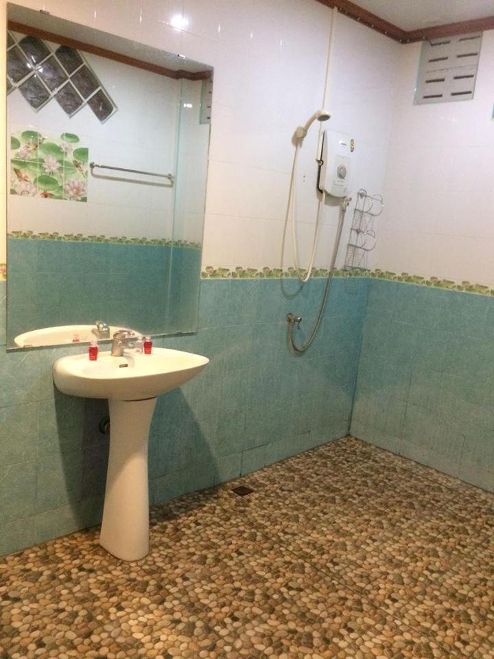 Bor Hin Resort Baan Tai Buitenkant foto